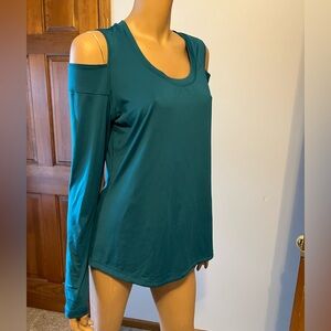 Calia by Carrie Underwood top